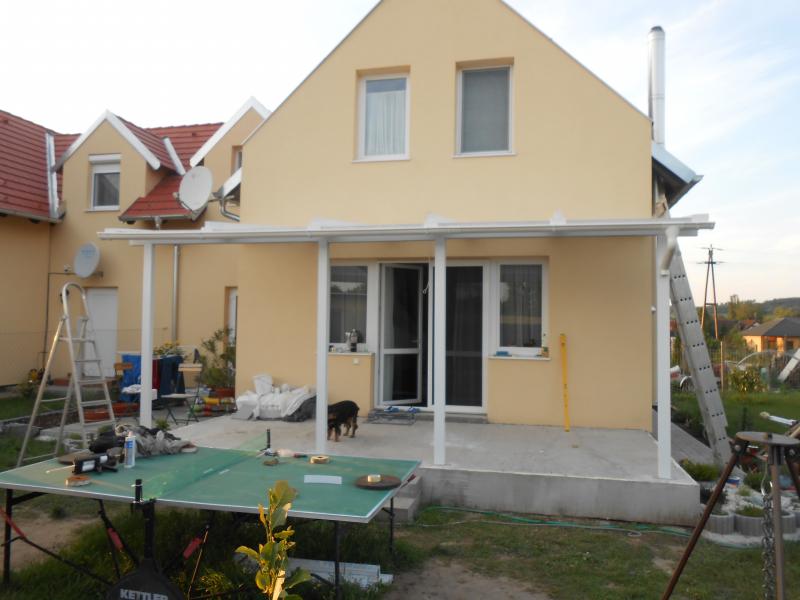 eloteto teraszra
